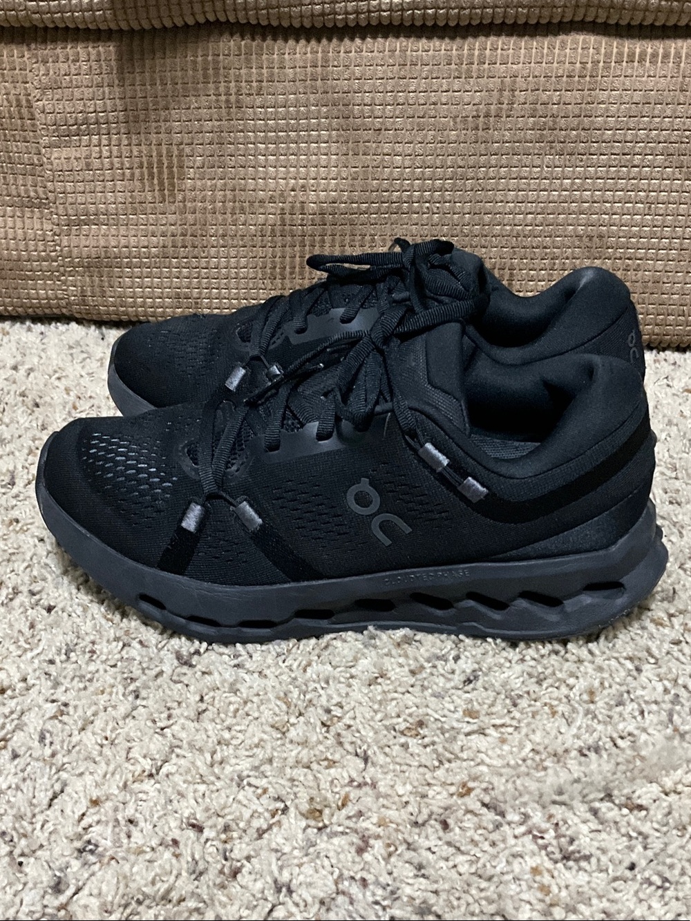 On Running Womens Black Athletic Cloudnova-Style Sneakers size 8.5